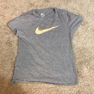 Short sleeve tee-shirt